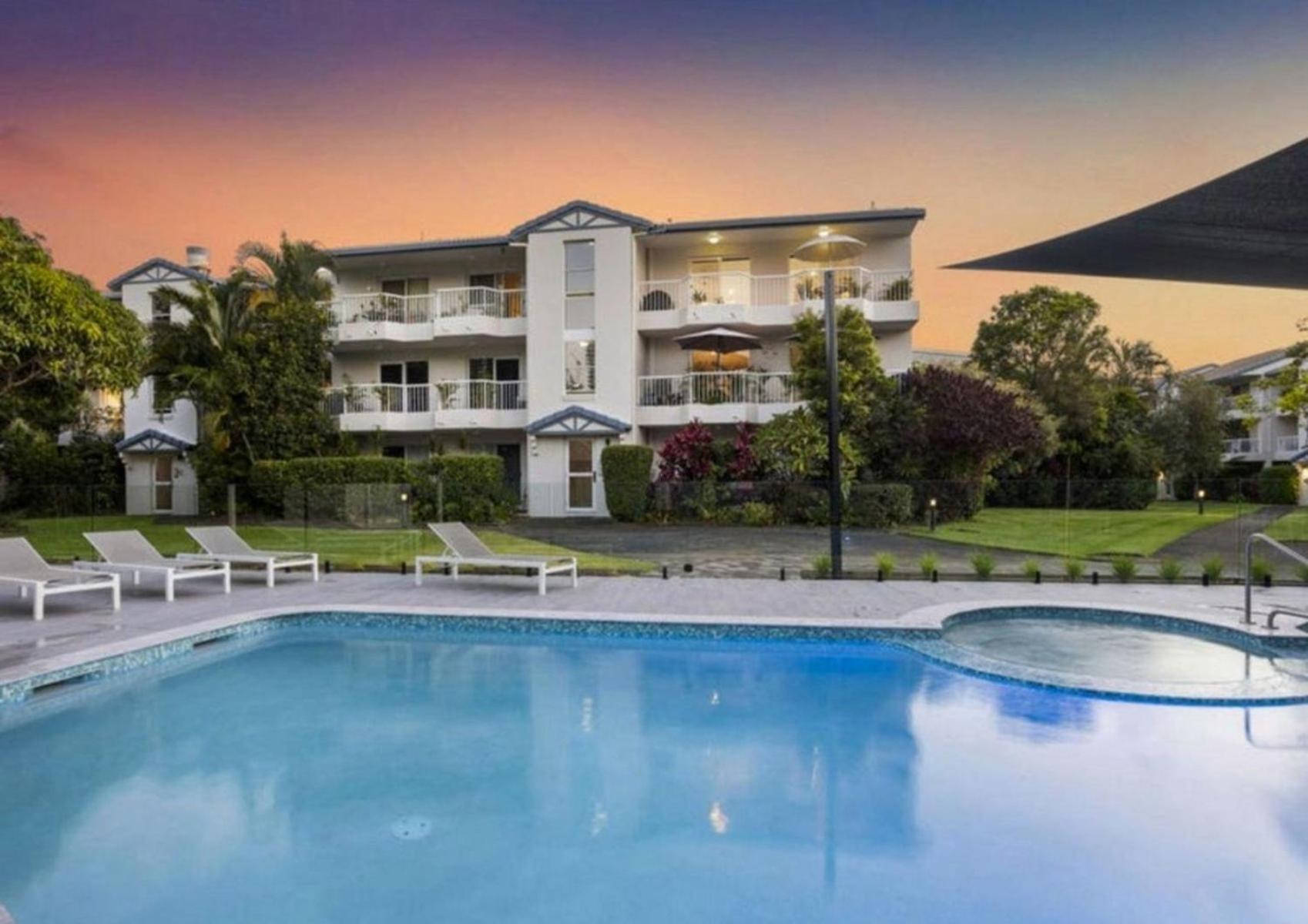 Paradise Grove Holiday Apartments Гоулд Коуст Екстериор снимка